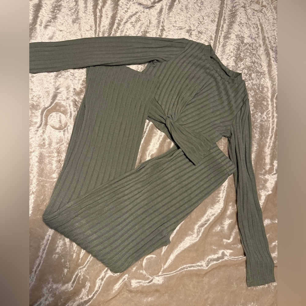 2 piece flare pants set